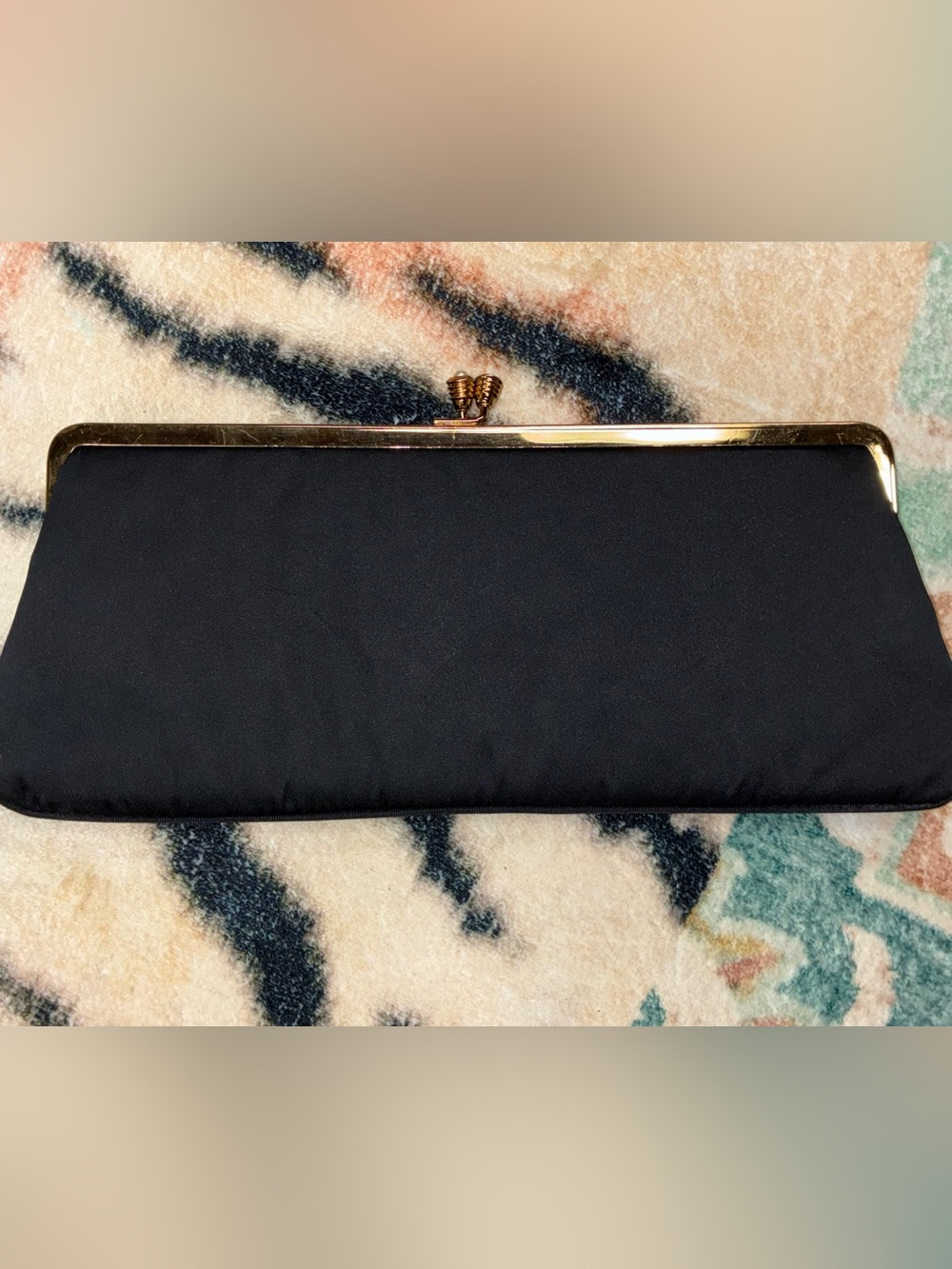 Vintage Stylemark by Mutterperl Black Satin Pearl Kiss Lock Evening Clutc